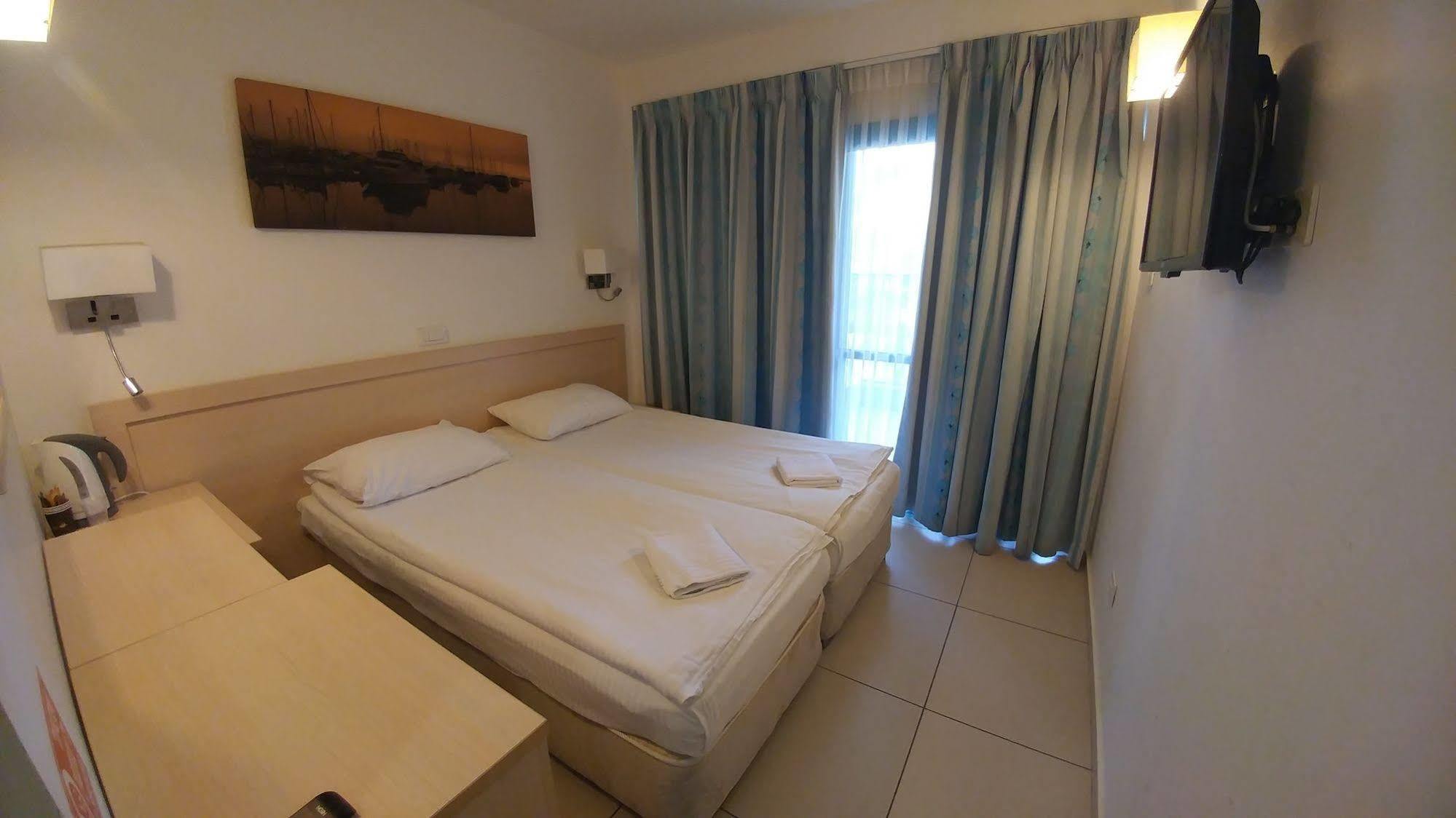 Regina Goren Hotel Ashkelon Exterior photo